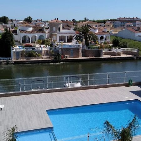 Apartament Amb Piscina Empuriabrava Exteriér fotografie